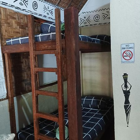 Two Crazy Monkeys Hotel Bakhawan Luaran gambar