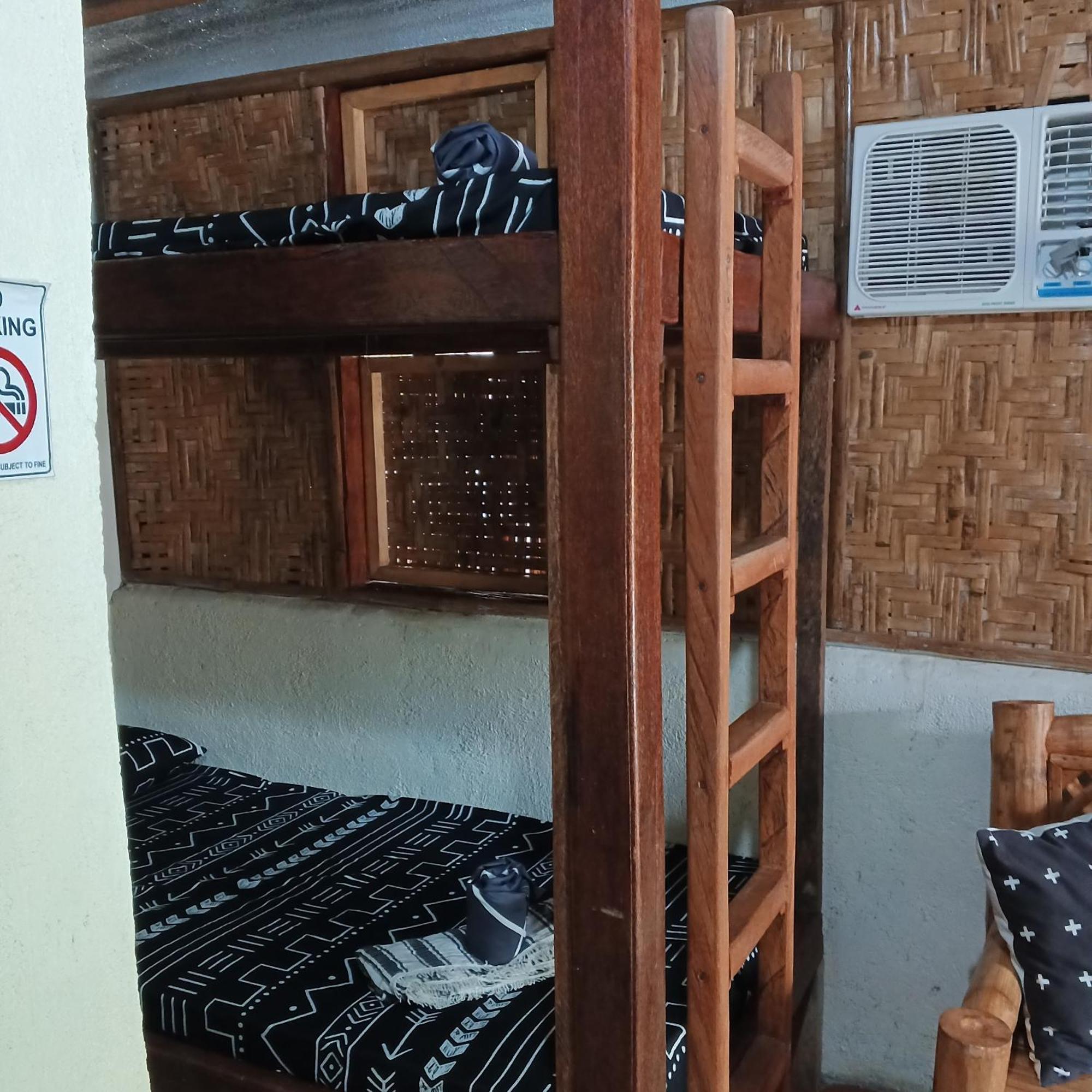 Two Crazy Monkeys Hotel Bakhawan Luaran gambar