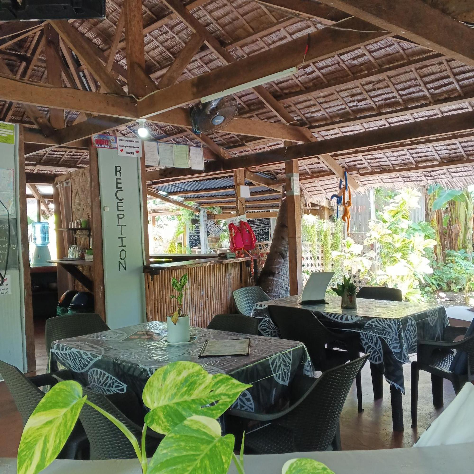 Two Crazy Monkeys Hotel Bakhawan Luaran gambar